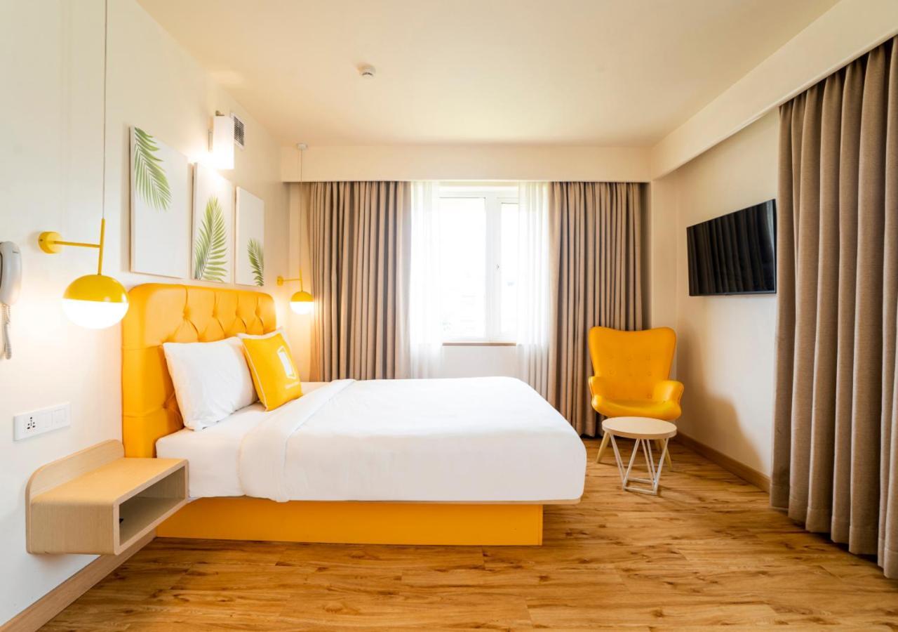 Bloom Hotel - Jammu Exteriör bild
