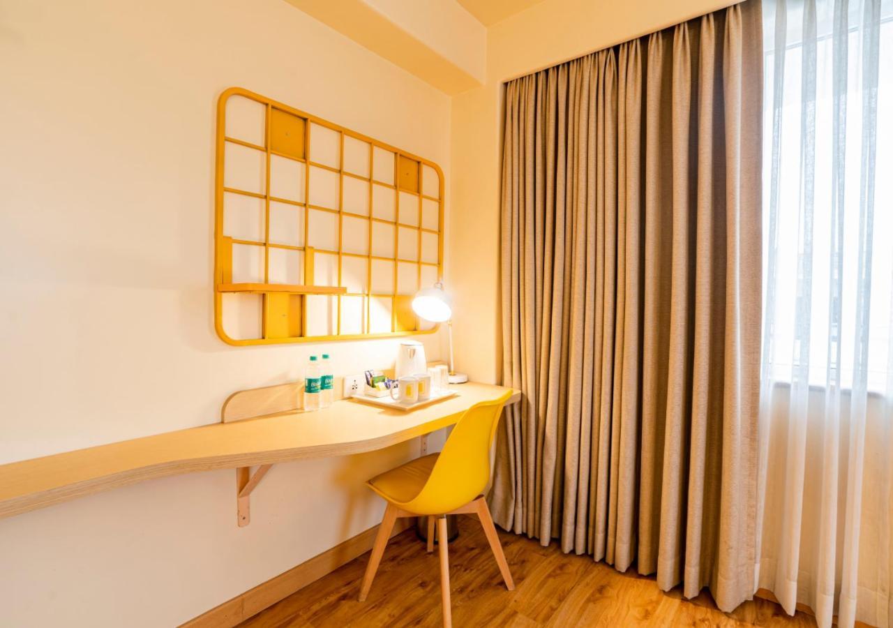 Bloom Hotel - Jammu Exteriör bild